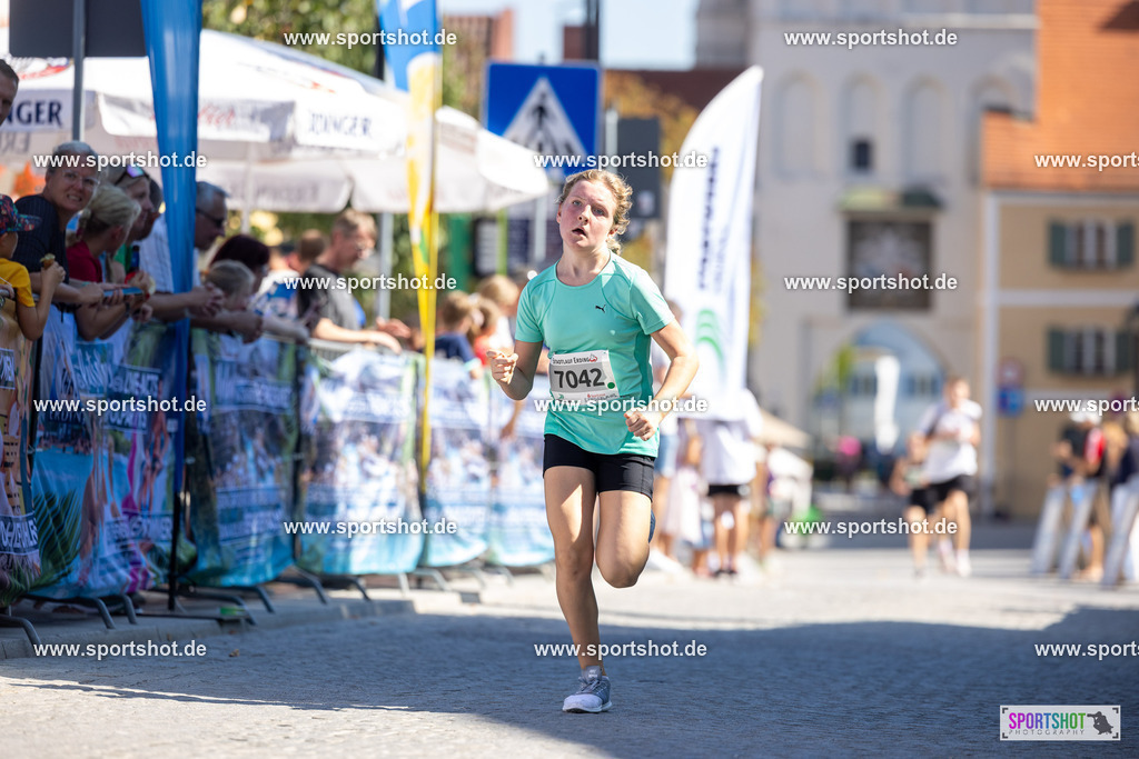 VJ__3640 | Stadtlauf Erding 2025 #stadtlauferding #erdingstadtlauf #stadtlauf_erding #laufmotivation #trisporterding #yourpictrs #sportshot_your_pictrs