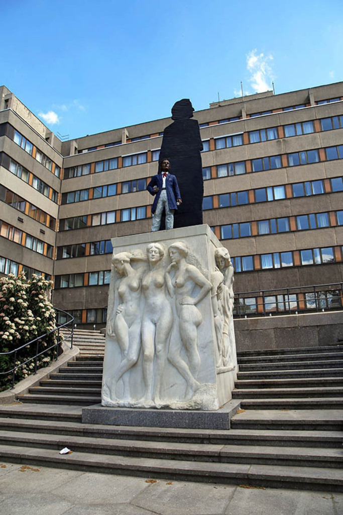 Foto: Leipzig - Richard Wagner Denkmal | Das Team hinter BILDLEXIKON LEIPZIG bündelt historische wie aktuelle Informationen über die Stadt Leipzig in Text und Bild auf einer Plattform und stellt diese der interessierten Öffentlichkeit zur Verfügung.