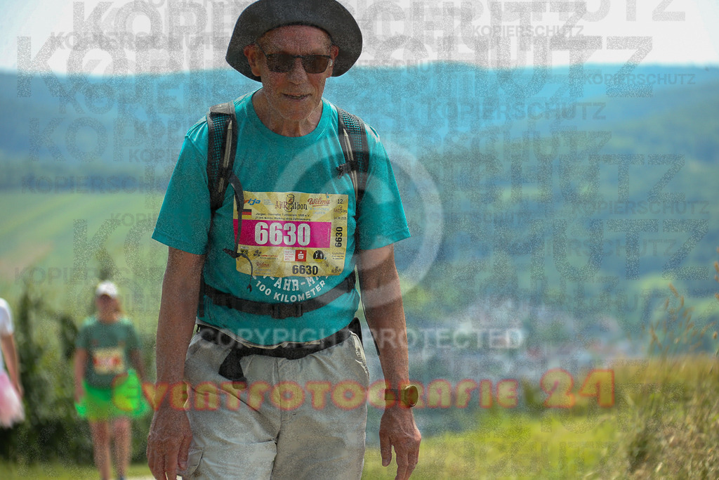 250614_1325_EX1_8836 | Sportfotografie im Rhein-Sieg Kreis, Köln, Bonn, NRW, Rheinland Pfalz, Hessen, etc. Unser Tätigkeitsfeld umfasst den Laufsport vom Volkslauf über den Marathon, Duathlon, Triathon bis zum Ultralauf wie Kölnpfad Ultra oder Schindertrail.