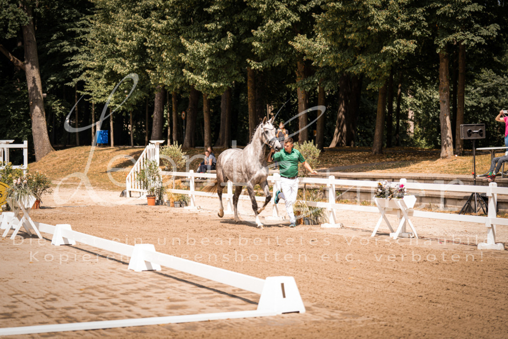 1.Fr00082 | Leoni Ertmer Photography - Realisiert mit Pictrs.com