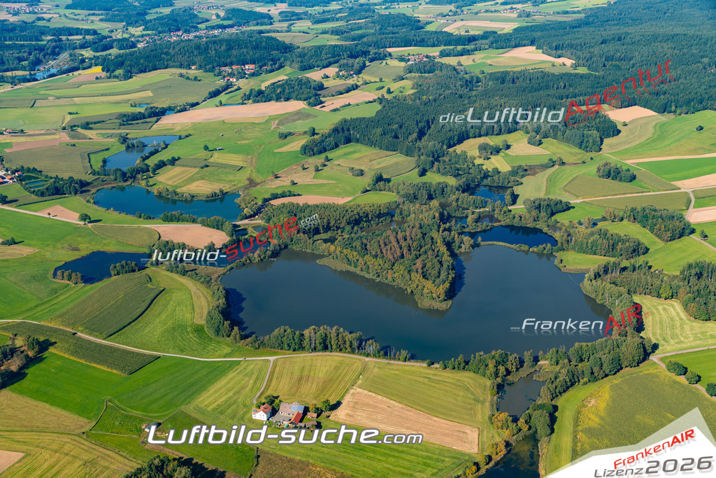 Aktuelles Luftbild von Weiher Winklarn Kauf mit Lizenz / Bildrechten möglich- Die Luftaufnahme wurde 2021 mittels UL-Flugzeug erstellt ( keine Drohne ) - hochauflösende Kamera-Systeme von  Canon -Beste Qualität - Für grossformatige Ausdrucke geeignet. Die Geschenkidee !