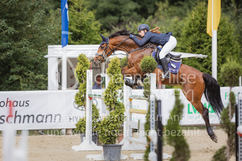 220729_BHO_GT_M2-Spr_1-251 | Deine schönsten Turniermomente als professionelle Fotos! Entdecke hochwertige Pferdesport-Fotografie im Online-Shop. Jetzt Fotos finden & bestellen!