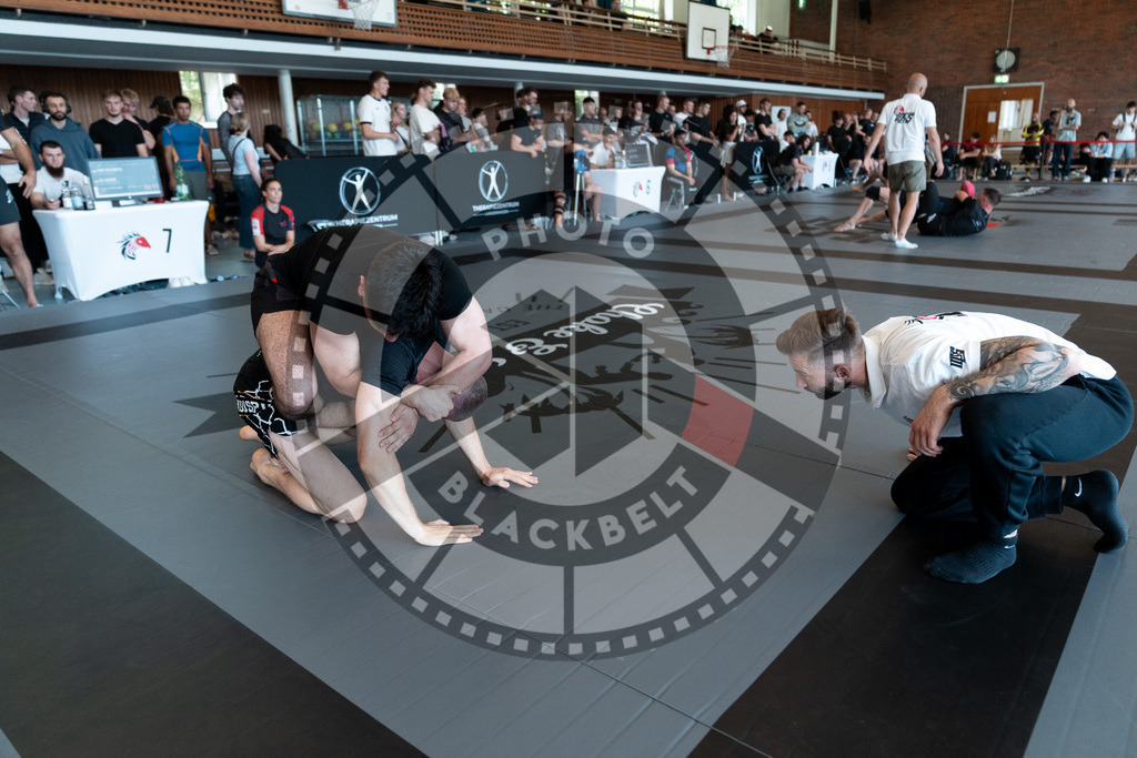 20250628PBB2669 | Athletes compete during the ILLCS X, International Luta Livre Championship Summer Edition on June 28, 2025 in Hannover, Germany. © Chiara Dazi / photoblackbelt