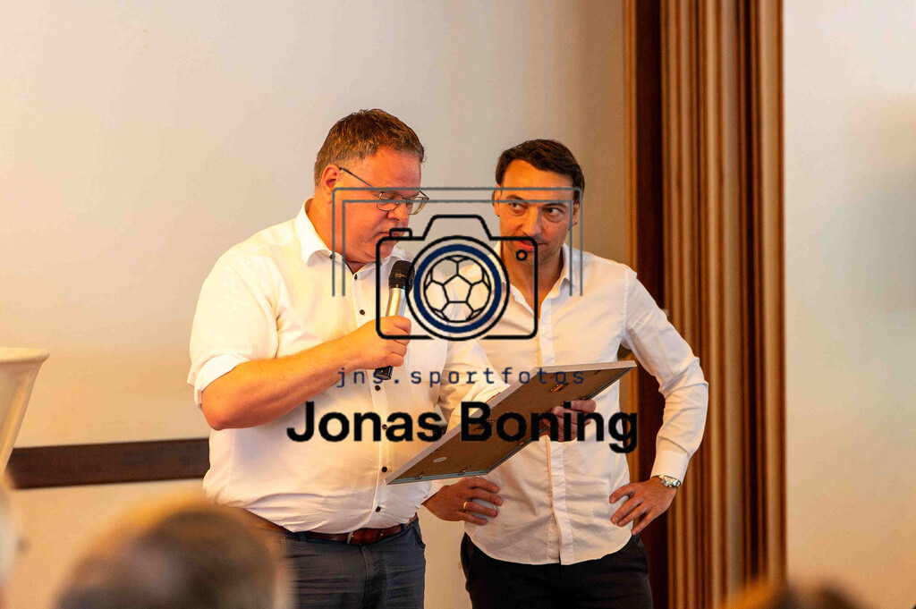 Fußball I E-Junioren I Saison 2025-2026 I OM-Cup Lüsche I Sonntag  I 23234 | jns.sportfotos - Realisiert mit Pictrs.com