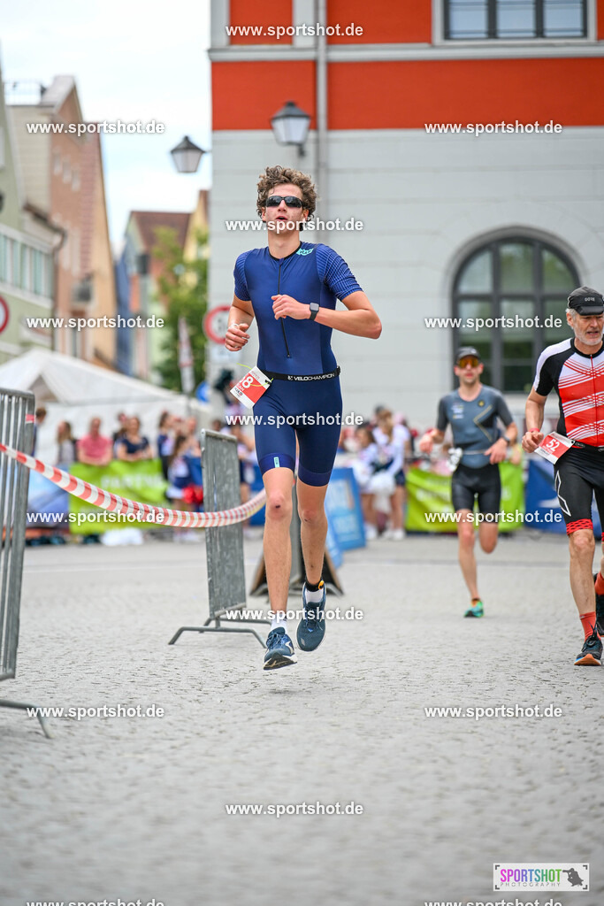 SZI_6155 | Stadttriathlon Erding 2025. #yourpictrs #sportshot_your_pictrs @Sportshotphotography #stadttriathlonerding Copyright: www.sportshot.de