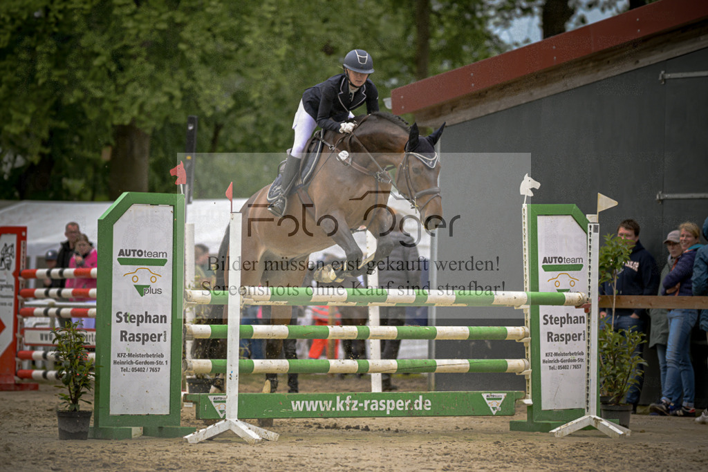 20240505-DOS_8720 | Entdecke hochwertige Reitturnierfotos von Foto Oger. Professionell, emotional und authentisch – jetzt Lieblingsmomente im Shop bestellen.Deutschlandweite Turnierfotografie. - Realisiert mit Pictrs.com