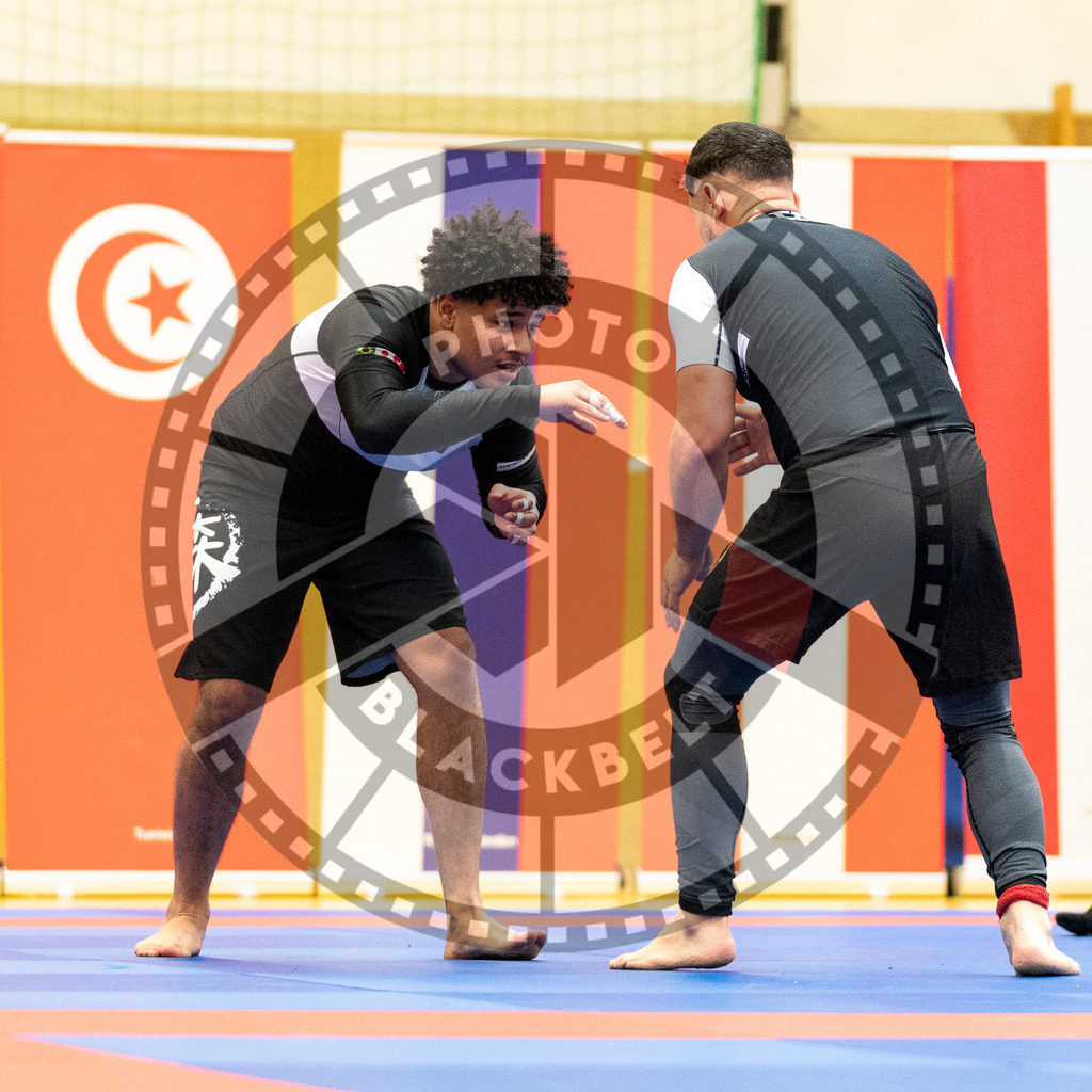20231118PBB13510 | Fighters compete during the AJP Tour 600 Frankfurt Championship in Frankfurt/Main, Germany, on November 18, 2023.