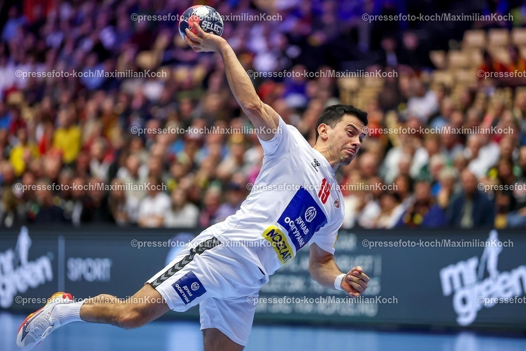 EHF19012601017 | 19.01.2026, Handball, Men's EHF EURO 2026, Österreich - Serbien, Jyske Bank Boxen in Herning, Dänemark, Preliminary Round:  Nemanja Ilic (Serbien #19) 