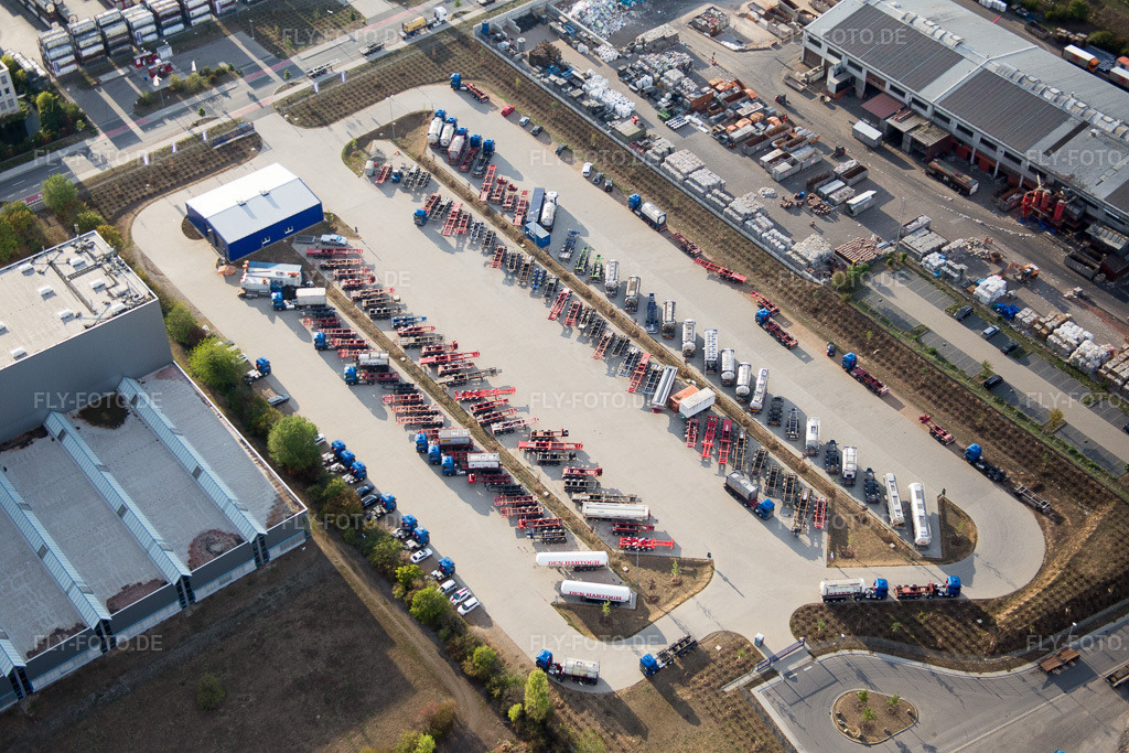 Luftbild: Worms, Industriegebiet Im Langgewan, Spedition Kube & Kubenz in Worms im Bundesland Rheinland-Pfalz in Deutschland. Foto: IMG_084344.jpg vom 02.09.2015 durch Werner Riehm/FLY-FOTO.de