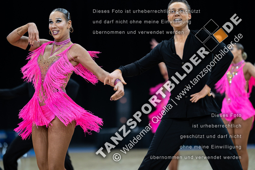 20230226-11439 | Hier finden Sie Tanz Bilder vom Latein und Standard Formationen tanzen. Sportbilder vom Tanzsport. Schöne Fotos und von Weltmeisterschaft, Europameisterschaft, Bundesliga, Regionalliga, Oberliga und Landesliga sowie von GOC Stuttgart, DanceComp, WM Bremen