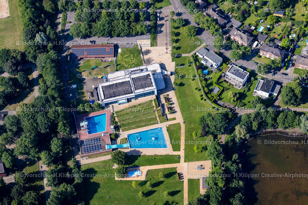 Luftbild Kamp-Lintfort-4829 | LuftbildfotografieSchwimmbecken des Freibades  Panoramabad Pappelsee an der Bertastraße in Kamp-Lintfort im Bundesland Nordrhein-Westfalen. - Realisiert mit Pictrs.com