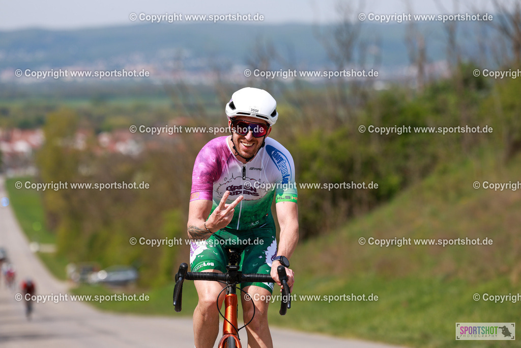 575_AR6_9827 | Neusiedlersee Radmarathon 2026@sportshot_your_pictrs #yourpictures#roadtowm2029 #nrm #neusiedlerseeradmarathon #neusiedlersee #neusiedlerseetourismus #burgenland #mörbisch #nrm26 #burgenlandtourismus #voglundco #poweredbyburgenlandtourismus #radsport #rad #marathon #ucigranfondo #visitburgenland #ucigranfondoworldseries