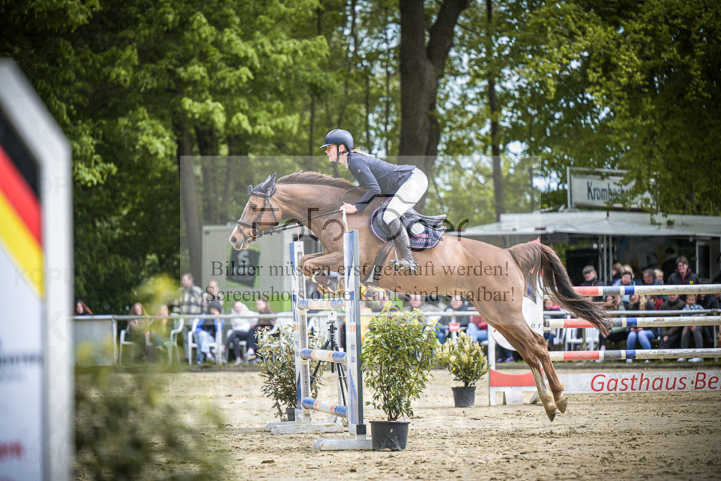 DOS_1804 | Entdecke hochwertige Reitturnierfotos von Foto Oger. Professionell, emotional und authentisch – jetzt Lieblingsmomente im Shop bestellen.Deutschlandweite Turnierfotografie. - Realisiert mit Pictrs.com