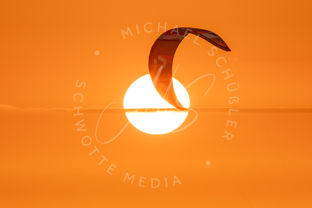 2025-08-09 SPO Sonnenuntergang Drachenfest 025 | Schwotte Media - Realisiert mit Pictrs.com