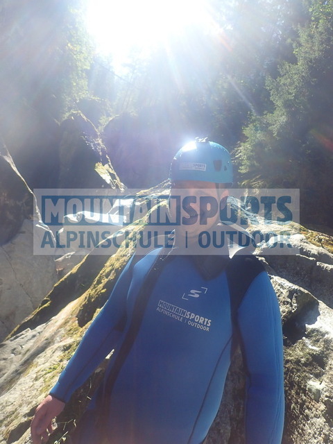 P9190057 | Bestelle die Bilder deines Berg- oder Wasser-Abenteuers mit Mountain Sports bequem von zu Hause aus direkt über unseren Online Fotoshop von pictrs.com. - Realisiert mit Pictrs.com