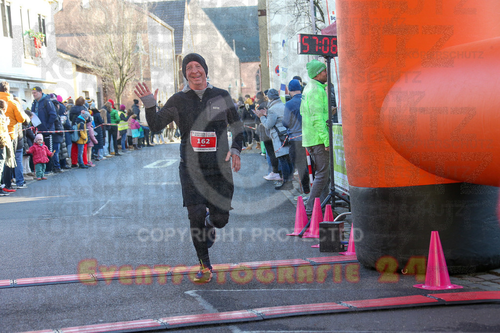 241201_1233_EX1_2646 | Sportfotografie im Rhein-Sieg Kreis, Köln, Bonn, NRW, Rheinland Pfalz, Hessen, etc. Unser Tätigkeitsfeld umfasst den Laufsport vom Volkslauf über den Marathon, Duathlon, Triathon bis zum Ultralauf wie Kölnpfad Ultra oder Schindertrail.