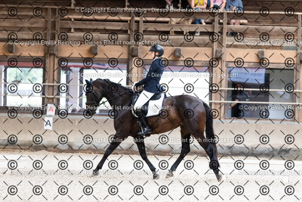 CL5A7663 | Emilia Reinking Fotografie - Realisiert mit Pictrs.com