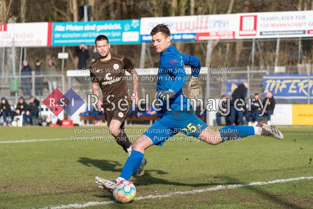 Fußball, Saison 2022/23, Regionalliga Nord, FC St. Pauli II - SV Atlas Delmenhorst, Edmund-Plambeck-Stadion (Norderstedt), 19.02.2023, 25. Spieltag | Eike Bansen (#25, SVA Delmenhorst, Torwart)