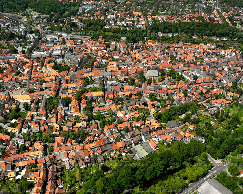 2638379 | GOSLAR GEORGENBERG 09.06.2006 Stadtrand und Außenbezirks- Wohngebiete  in Georgenberg im Bundesland Niedersachsen, Deutschland // Outskirts residential  in Georgenberg in the state Lower Saxony, Germany Foto: Gerhard Launer