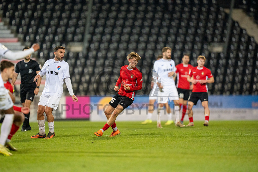SG Sonnenhof Grossaspach vs. TSV Steinbach Haiger, Fussball, Regionalliga Suedwest, 25. Spieltag, 20.03.2026 | Lukas Stoppel (SG Sonnenhof Großaspach, #35),SG Sonnenhof Grossaspach vs. TSV Steinbach Haiger, Fussball, Regionalliga Suedwest, 25. Spieltag, 20.03.2026Foto: photosbyphips/Philip Ziegler