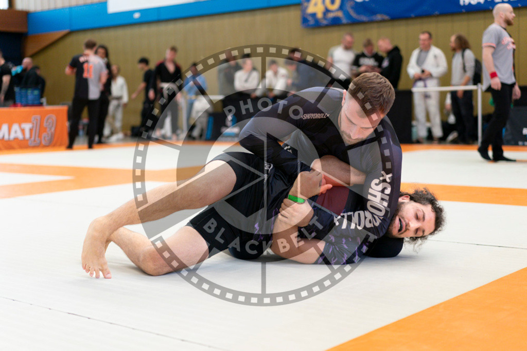20240915PBB0221 | Athletes compete during the Grappling Industries’ grappling and Brazilian jiu-jitsu competition in Berlin, on September 15, 2024.