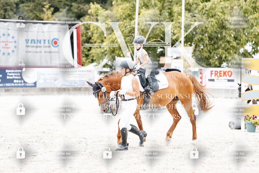 CK907296 | Turnierfotografie Pferdefotografie Trier Rheinland-Pfalz Pferdesport Reitsport Tierfotografie Sportfotografie Pferdevideo Pferdevideografie Equestrianvideography equestrianphotography  - Realisiert mit Pictrs.com