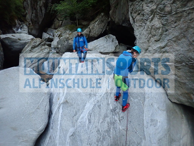 P8140371 | Bestelle die Bilder deines Berg- oder Wasser-Abenteuers mit Mountain Sports bequem von zu Hause aus direkt über unseren Online Fotoshop von pictrs.com. - Realisiert mit Pictrs.com
