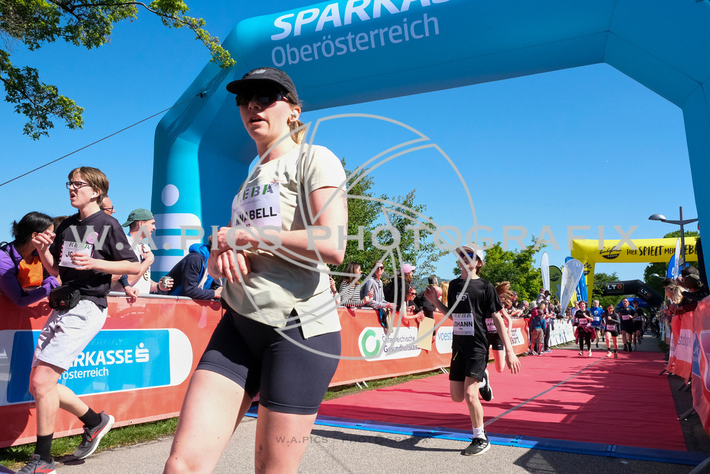 ..... | LINZ,AUSTRIA,27.April 24, Int. 3 Brückenlauf Linz  , Image shows: Photo: WAPICS / Michael ring