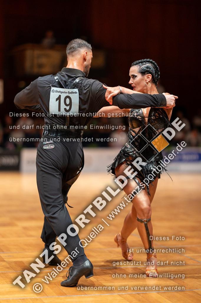 20230812-14021 | Hier finden Sie Tanz Bilder vom Latein und Standard Formationen tanzen. Sportbilder vom Tanzsport. Schöne Fotos und von Weltmeisterschaft, Europameisterschaft, Bundesliga, Regionalliga, Oberliga und Landesliga sowie von GOC Stuttgart, DanceComp, WM Bremen
