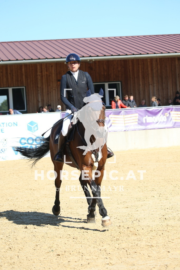 DL2Q2776 | Willkommen bei Brunnmayr - Design & Fotografie – Ihrem Spezialisten für Reitturniere und Pferdeveranstaltungen in Oberösterreich, Salzburg und Bayern! Seit über 17 Jahren sind wir leidenschaftlich dabei.