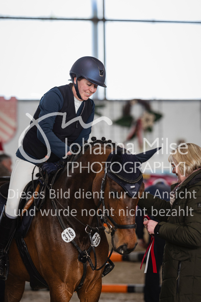 240317_Borgholzhausen_SprPf-A-745 | Deine schönsten Turniermomente als professionelle Fotos! Entdecke hochwertige Pferdesport-Fotografie im Online-Shop. Jetzt Fotos finden & bestellen!