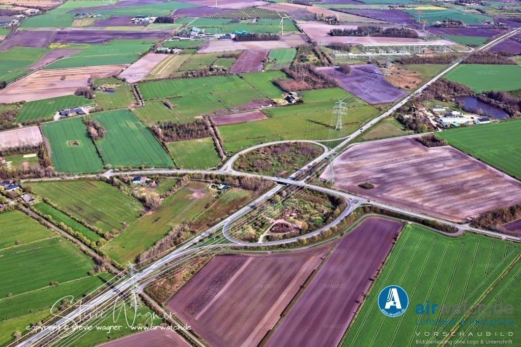 Luftbilder Horstedt | Entdecken Sie atemberaubende Luftbilder und Fotografien auf airwatch.de - Tauchen Sie ein in eine Welt voller faszinierender Aufnahmen aus der Vogelperspektive.