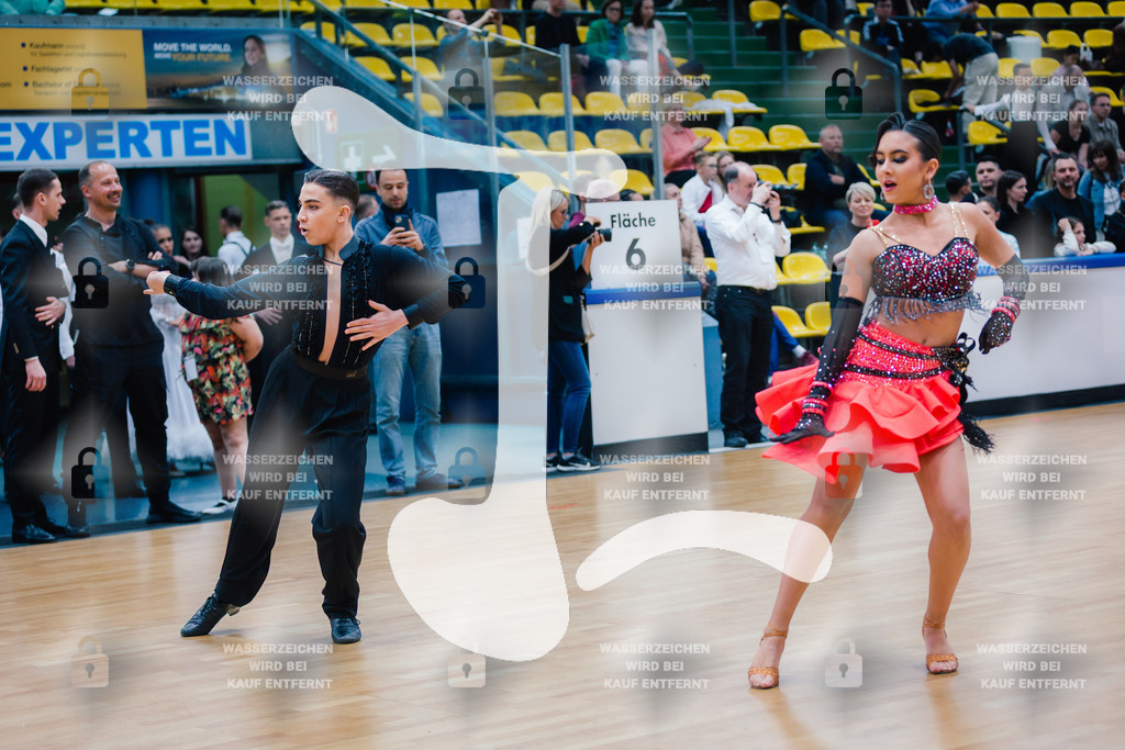 Hessen Tanzt WDSF Open Junior II Latin 6th (224) Deniz Mert Isik _ Pelin Top (Türkiye)-2025-05-18-5513 | Webshop for digital downloads and prints of dance sport, event & show photographer Julian Link - Realisiert mit Pictrs.com