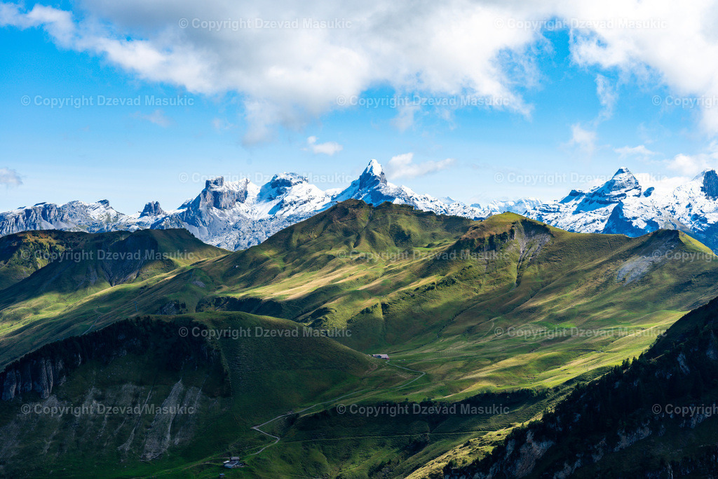 Fronalpstock | Ich fotografiere Landschaften, Produkte und erstelle für Sie Firmenportraits. Engagieren Sie mich für den nächsten Projekt. - Realisiert mit Pictrs.com