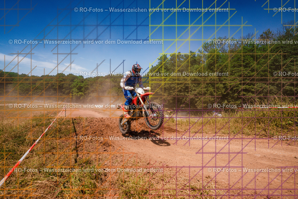 5 Lauf Schlüchtern IGE 2026-710 | Sportfotografie von RO-Fotos: Motorsport, Motocross, Enduro, Laufveranstaltungen und Triathlon. Professionelle Fotos von Sportlern und Events. - Realisiert mit Pictrs.com