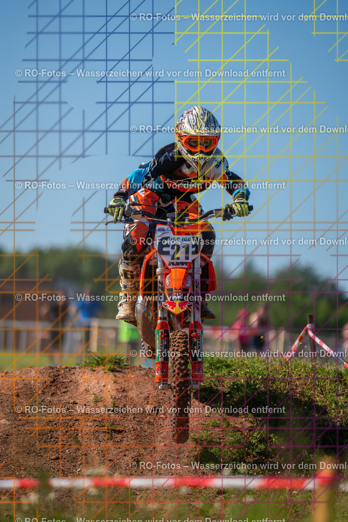Wolfshausen 1 Lauf -180 | Sportfotografie von RO-Fotos: Motorsport, Motocross, Enduro, Laufveranstaltungen und Triathlon. Professionelle Fotos von Sportlern und Events. - Realisiert mit Pictrs.com