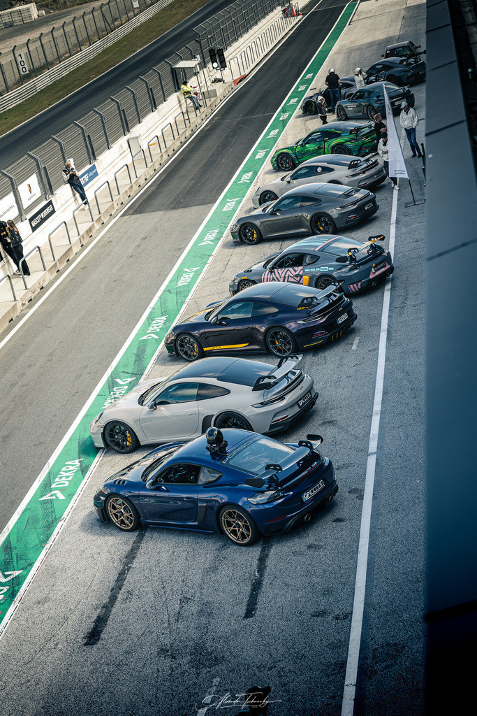 _6PZ6322 _ | Entdecken Sie die faszinierende Welt von Alexander Tschuncky Arts: Kreative Fotografie, atemberaubende Automobilkunst und hochwertiger Bilderdruck. Lassen Sie sich inspirieren! - Realisiert mit Pictrs.com