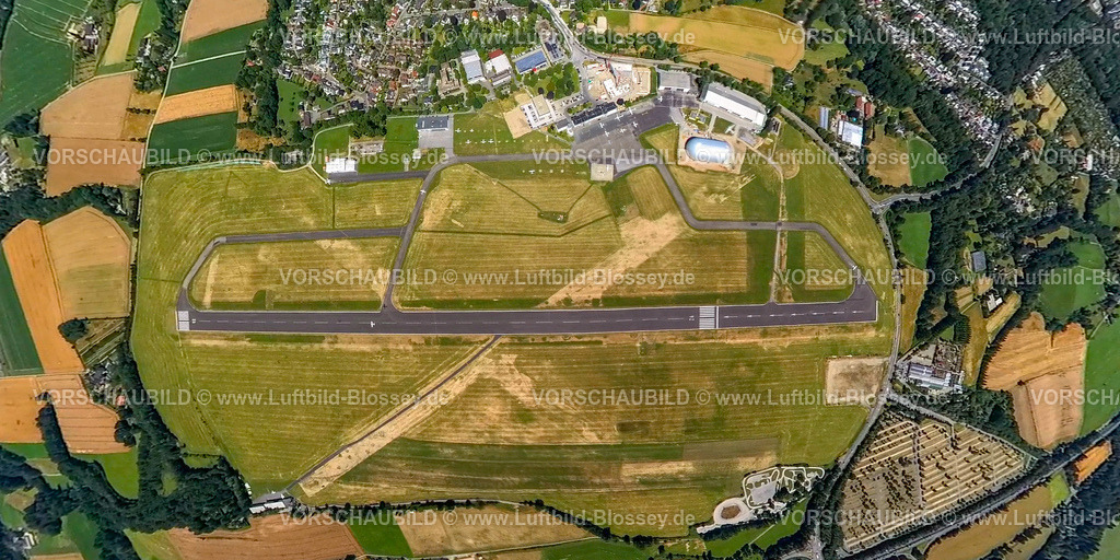 Essen230790010FlughafenEssenEssen | Luftbild, Flughafen Essen/Mülheim, Startbahn und Landebahn, Zeppelinhalle, Erdkugel, Fisheye Aufnahme, Fischaugen Aufnahme, 360 Grad Aufnahme, tiny world, Holthausen - Südost, Mülheim an der Ruhr, Ruhrgebiet, Nordrhein-Westfalen, Deutschland