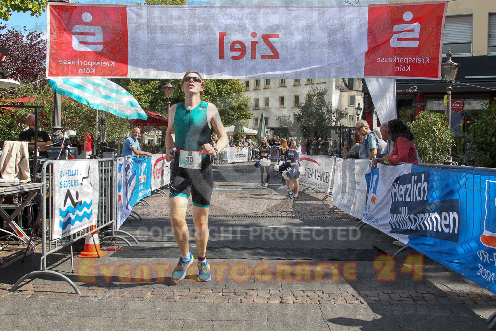 250824_1237_EV4_9321 | Sportfotografie im Rhein-Sieg Kreis, Köln, Bonn, NRW, Rheinland Pfalz, Hessen, etc. Unser Tätigkeitsfeld umfasst den Laufsport vom Volkslauf über den Marathon, Duathlon, Triathon bis zum Ultralauf wie Kölnpfad Ultra oder Schindertrail.