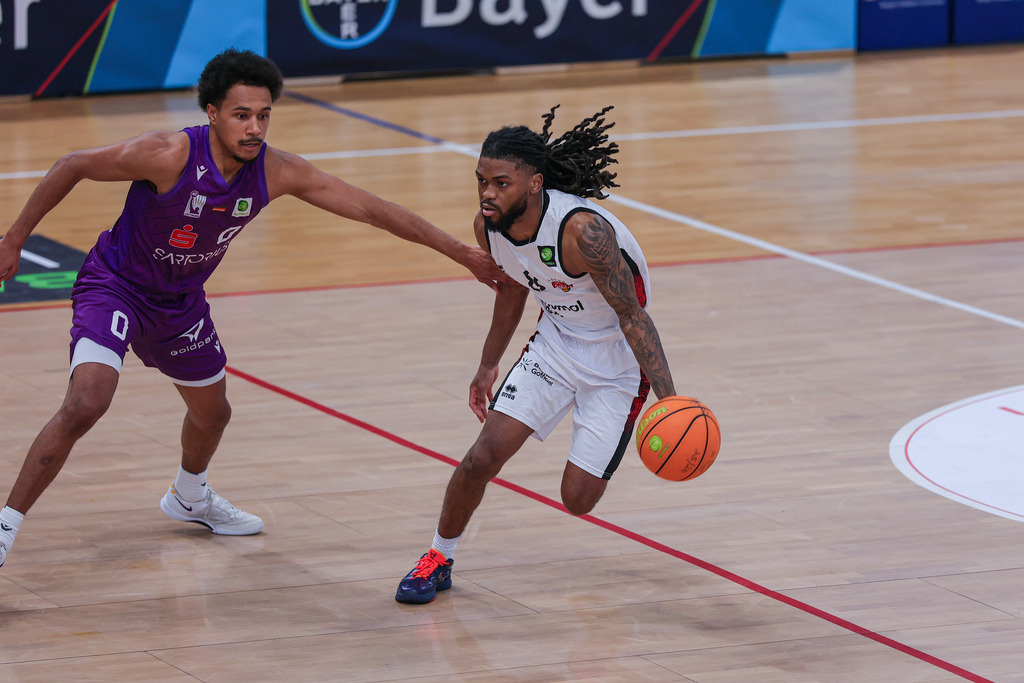 Pro A BAYER GIANTS vs BG Göttingen-21 | Fotos von Basketballspielen aus dem Raum NRW fotografiert von Gero Mueller-Laschet und Daniel Schaefer - Realisiert mit Pictrs.com