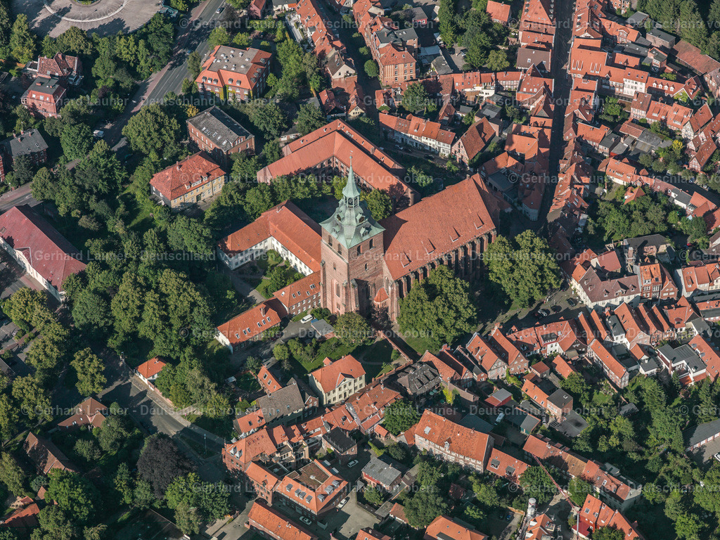 2416422 | Innenstadtbereich, Lüneburg, Aufnahmedatum 2004