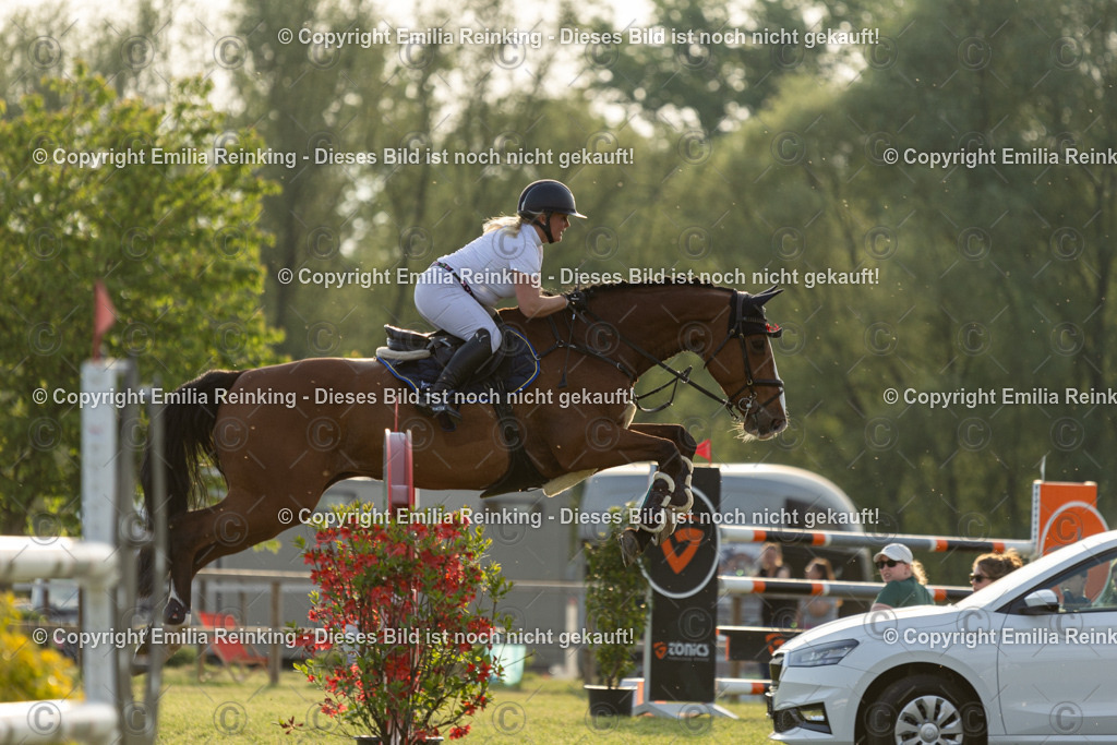 CL5A1328 | Emilia Reinking Fotografie - Realisiert mit Pictrs.com