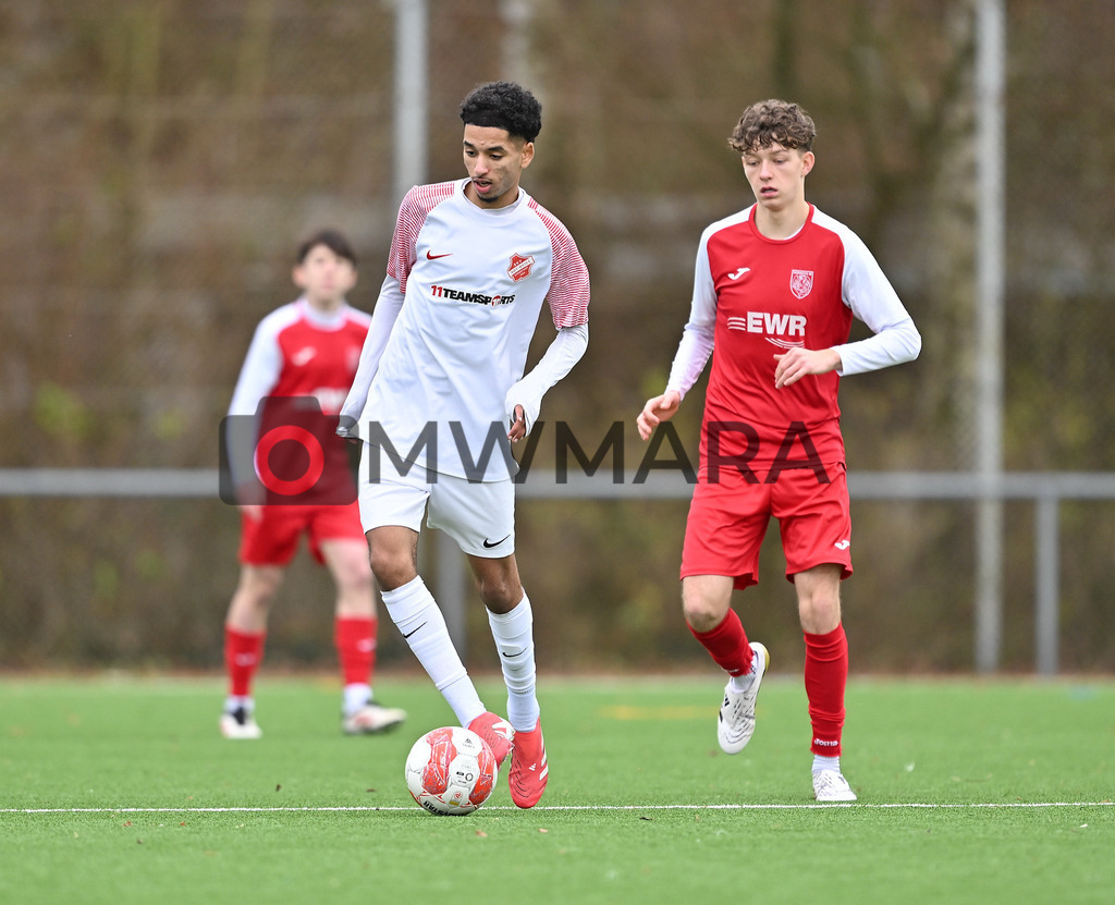 Fussball I Herren I Saison 2025-2026 I Bundesliga I 6. Spieltag I Eintracht Frankfurt - FC Bayern München  | MWMARA - Realisiert mit Pictrs.com