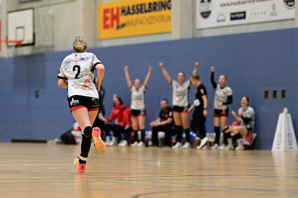 Handball I Frauen I Saison 2025-2026 I Regionalliga I 5. Spieltag I HSG Stade-Fredenbeck - TuS Jahn Hollenstedt | Der Sportfotograf. - Realisiert mit Pictrs.com