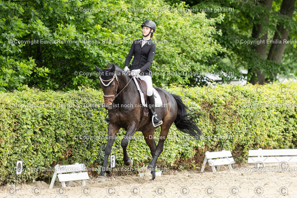 CL5A1606 | Emilia Reinking Fotografie - Realisiert mit Pictrs.com