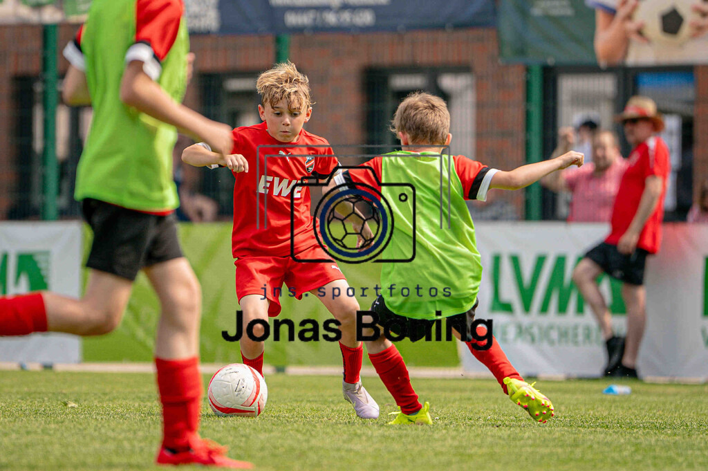 Fußball I E-Junioren I Saison 2025-2026 I OM-Cup Lüsche I Samstag  I 22641 | jns.sportfotos - Realisiert mit Pictrs.com