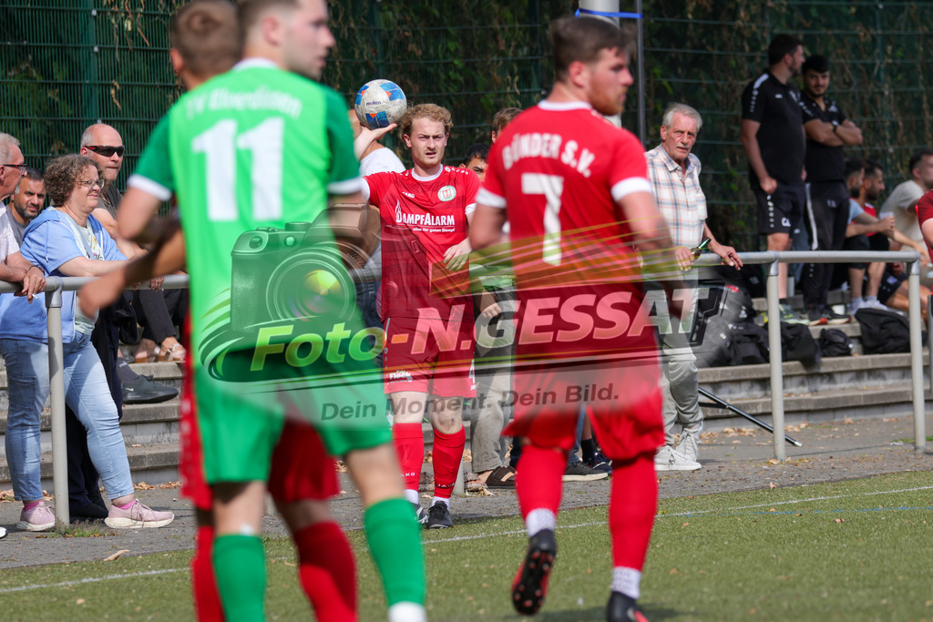 Bünder SV - TV Elverdissen | Auf dem Bild zu sehen: rot Bünder SV: Johannes SteinmeierBünder SV, TV Elverdissen, Saison 26/27, Kreisliga A, Bünde, Deutschland - Realisiert mit Pictrs.com