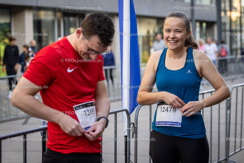 44. Kölner Brückenlauf; Koeln, 14.09.25 | Impressionen vom 44. Kölner Brückenlauf am 14.09.25 am Schokoladenmuseum in Koeln. Foto: BEAUTIFUL SPORTS/Leah Kohring