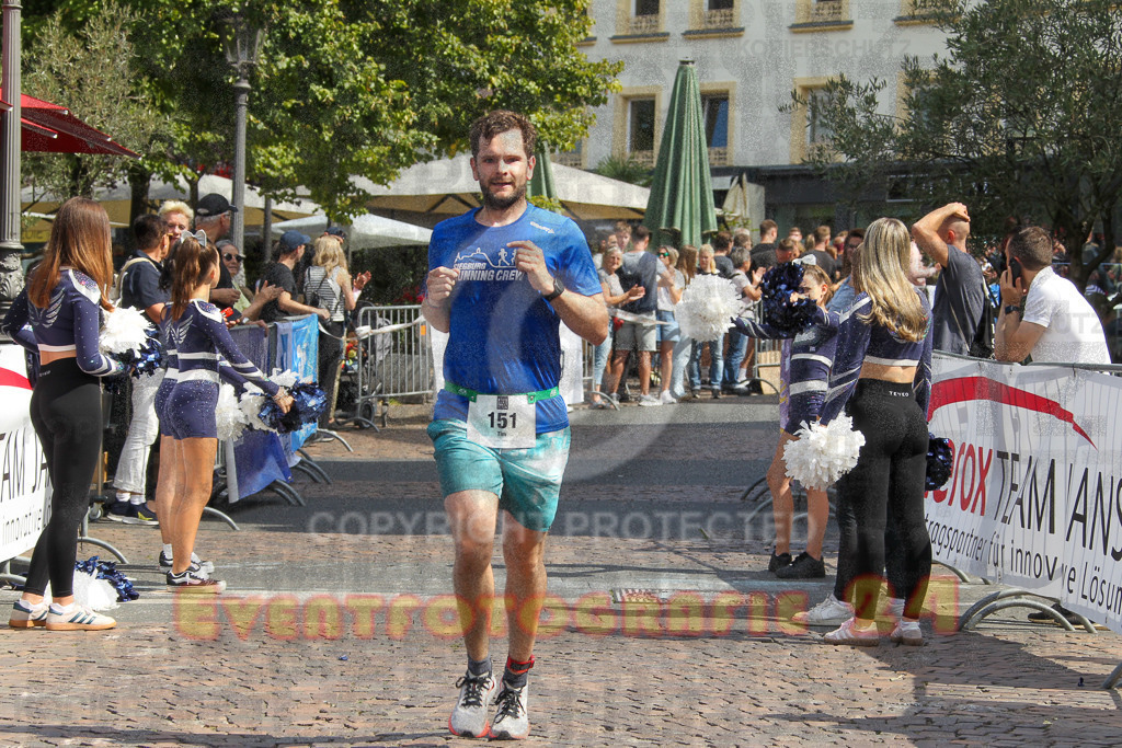 250824_1259_EV4_9742 | Sportfotografie im Rhein-Sieg Kreis, Köln, Bonn, NRW, Rheinland Pfalz, Hessen, etc. Unser Tätigkeitsfeld umfasst den Laufsport vom Volkslauf über den Marathon, Duathlon, Triathon bis zum Ultralauf wie Kölnpfad Ultra oder Schindertrail.