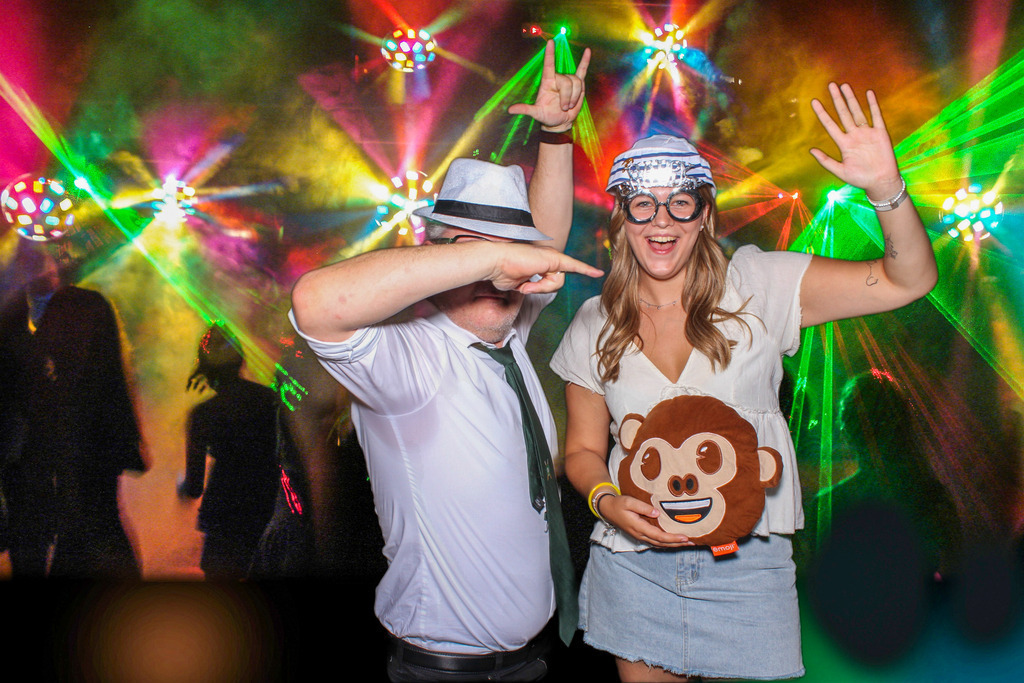 top-top.de-250628-029 | Foto, Video, Fotografie, Videografie, Fotobox, DJ, Discjockey, Musik, Musikbox, Veranstaltung, Photobooth, Amazon, Ebay, Buchtipp, Bestseller, Autor, Verlag, Buch, Wesel, Hamminkeln, NRW, Dinslaken, Rees, Drohne, Hochzeit, Party, Fotobox, Wesel, Fotograf